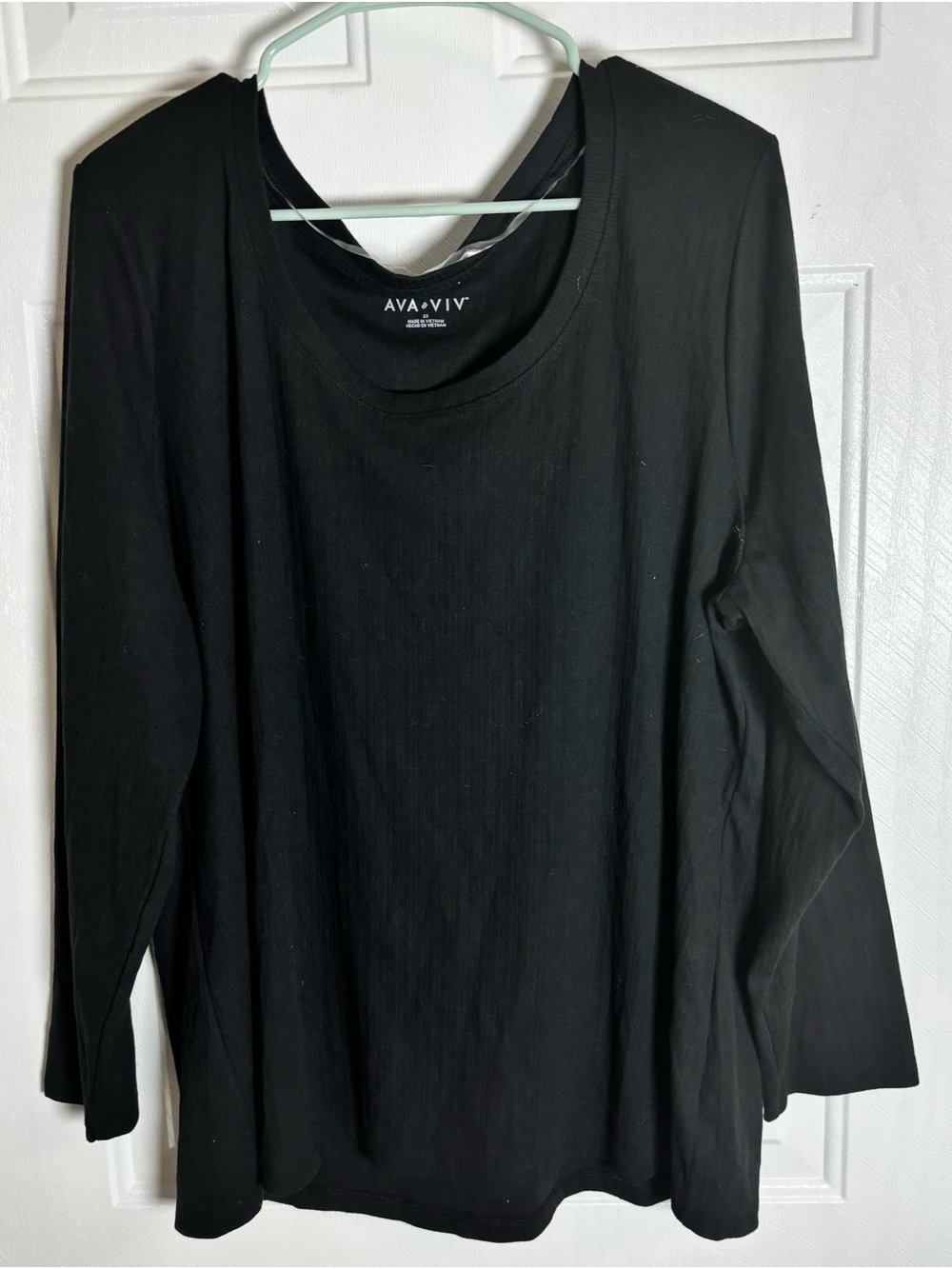 Ava & Viv Solid Black Long Sleeve Crew Neck Top 2X